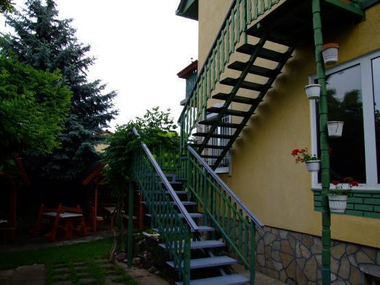 Grill Garten Vendeghaz Hotel Keszthely Exterior photo