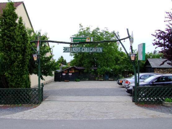Grill Garten Vendeghaz Hotel Keszthely Exterior photo